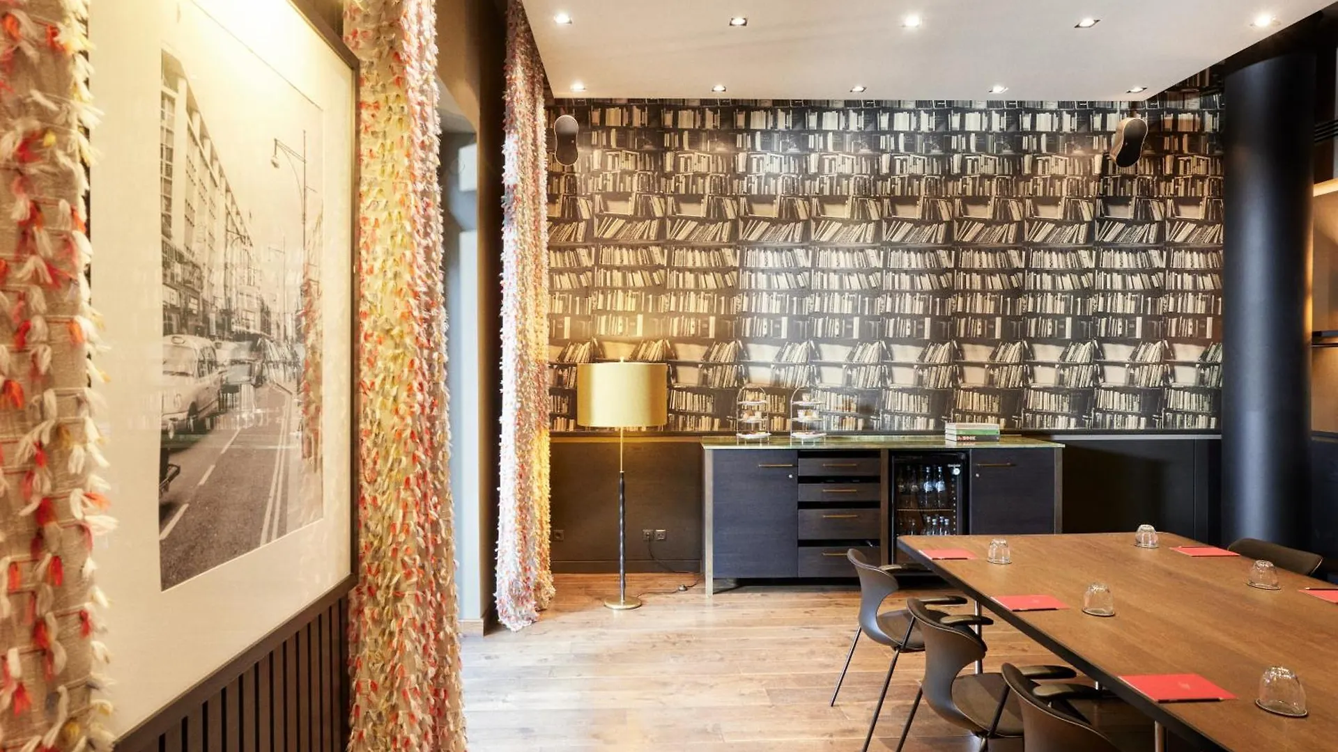 The George Hamburg Otel