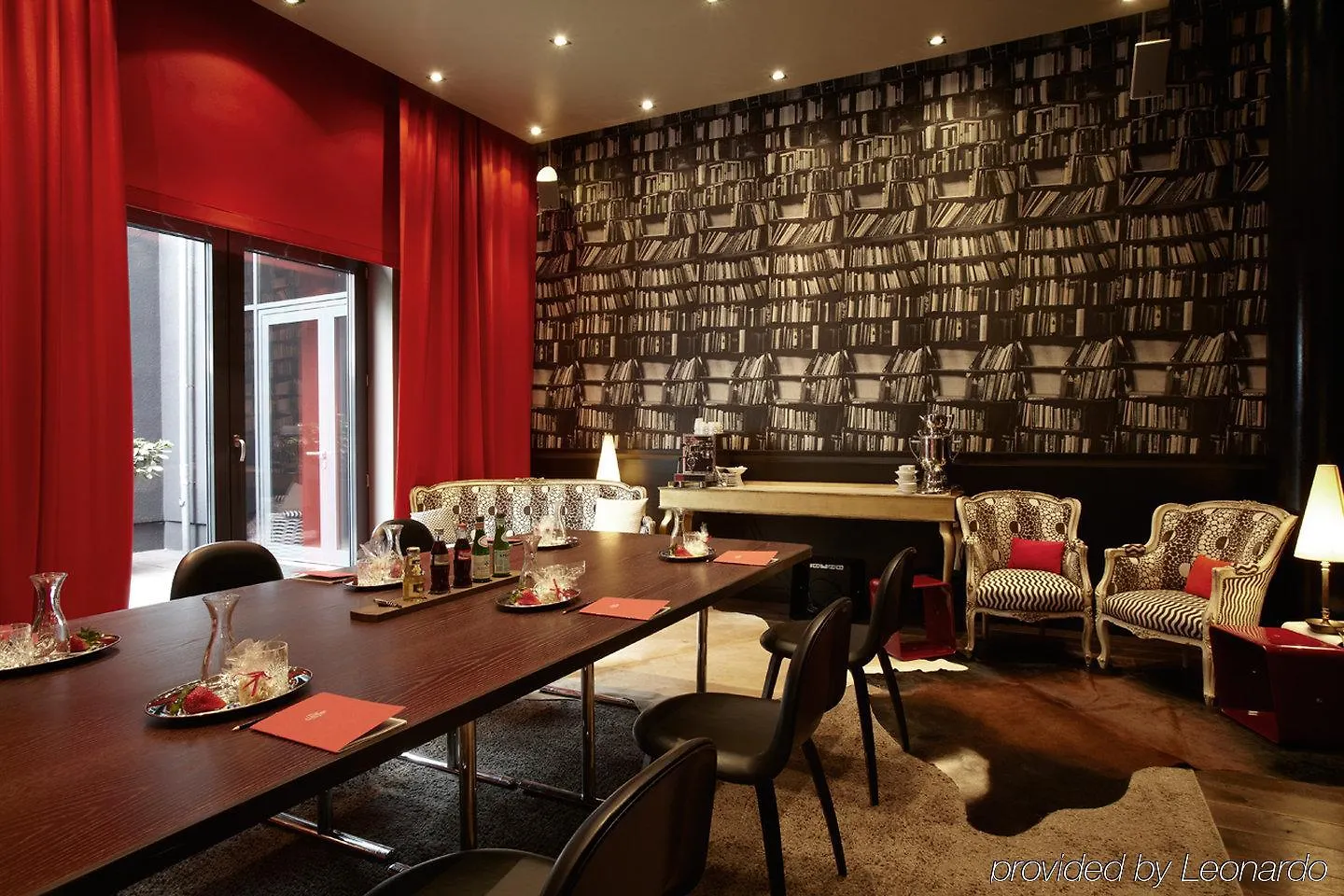 The George Hamburg Otel