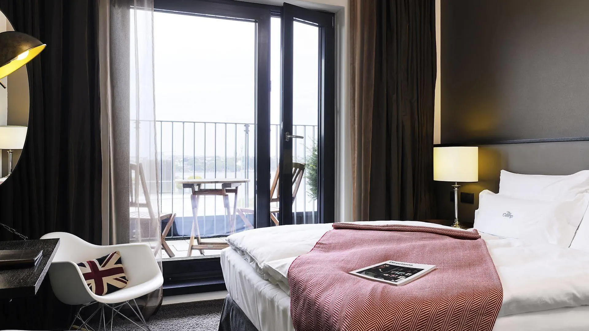 The George Hamburg Otel